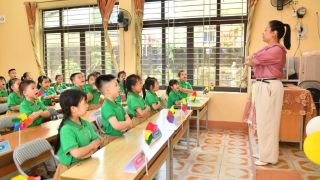 Giáo viên dạy thêm ngoài trường phải báo cáo từ 15/5, nhiều quy định mới đồng loạt áp dụng toàn quốc