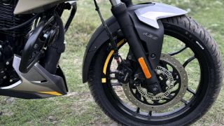 ‘Vua côn tay’ 165cc mới chính thức ra mắt giá 51 triệu đồng: Không chung mâm Honda Winner R và Exciter