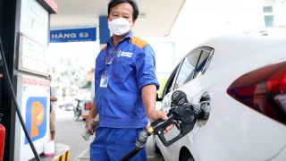 Giá xăng dầu tối (12/5): Giảm khủng 17.000đ/lít so với đỉnh, dự báo tiếp tục giảm mạnh vào 14/5, iPhone 16e giá cực hời