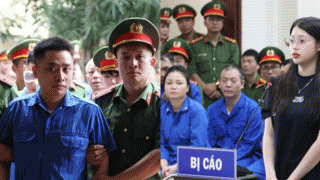 Hé lộ cách bạn gái 21 tuổi giúp Bùi Đình Khánh bỏ trốn như phim sau khi bắn tử vong thiếu tá công an