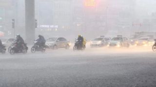 Thời điểm miền Bắc chấm dứt nắng nóng diện rộng, sắp có mưa to đến rất to, nguy cơ ngập úng