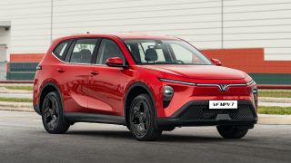 VinFast VF MPV 7 – mẫu xe cho gia đình gây chú ý: Rộng rãi như Carnival, chạy tiết kiệm hơn xe xăng