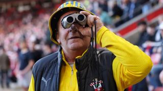Southampton đối mặt án phạt trừ 6 điểm vì bê bối ‘spygate’, nguy cơ giáng đòn nặng trước trận tranh vé Ngoại hạng Anh