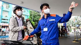 Giá xăng dầu hôm nay 15/5: Dầu thế giới bất ngờ bật tăng, giá xăng trong nước đảo chiều