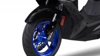 Tin xe trưa 18/5: Yamaha chính thức ra mắt ‘khắc tinh’ của Honda Air Blade với giá mềm, thiết kế ‘nét’ hơn SH Mode