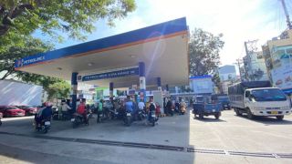 Giá xăng dầu hôm nay 21/5: Bộ Công Thương nói rõ lý do xăng RON95 dầu diesel tăng từ 15h chiều nay