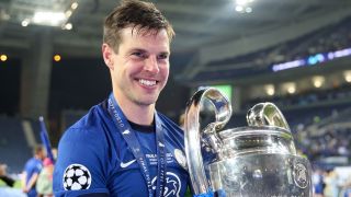 Huyền thoại Chelsea Cesar Azpilicueta tuyên bố giải nghệ sau 20 năm thi đấu chuyên nghiệp