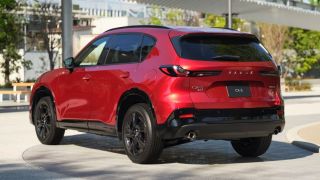 Giá xăng dầu tối nay 25/5: Diesel tụt 16.000 đồng từ đỉnh, Mazda ra mắt CX-5 Hybrid đổ được xăng E10