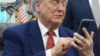 Quan chức Mỹ 'rỉ tai' Iran: Vì sao không nên để tâm đến những bài đăng của ông Trump trên MXH?
