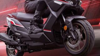 ‘Vua xe ga’ 150cc mới giá 46,4 triệu đồng rẻ hơn Honda Air Blade chính thức ra mắt, có ABS và TCS như SH 160i