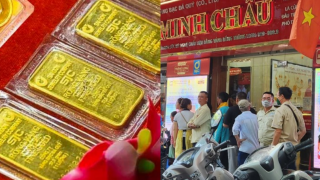 Giá vàng hôm nay 27/5: Loạt cửa hàng lớn giảm giá, người dân 'ùn ùn' đi mua vàng sợ còn dư địa tăng