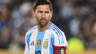 HLV Argentina báo tin dữ, rõ khả năng Lionel Messi dự World Cup 2026