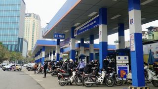 Giá xăng dầu hôm nay 31/5: RON 95 'rớt thảm' 9.690 đồng/lít, E10 gần ‘chạm đáy’, đầy bình các mẫu ô tô Honda bao nhiêu?