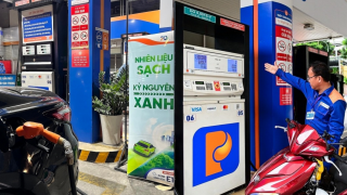 Giá xăng dầu hôm nay 31/5: Dầu thô ‘sụp đổ’, xăng E10 cực rẻ, bảng giá Petrolimex, PVOIL, Mipec