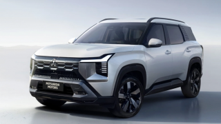 Mitsubishi Destinator nhận ưu đãi’ khủng’ tháng 6 này khiến Mazda CX-5 và Honda CR-V ‘toát mồ hôi’