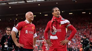 Van Dijk bất ngờ vì Liverpool sa thải Arne Slot: 
