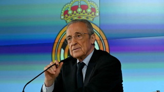 Roberto Carlos lên tiếng ủng hộ Florentino Perez trước thềm bầu cử Real Madrid