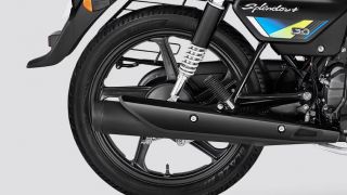 Tin xe hot 8/6: Ra mắt mẫu xe côn tay ‘bình dân’ mới giá rẻ như Honda Wave Alpha, phong cách khác Yamaha Exciter