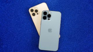 Đây là iPhone Pro Max màn 120Hz rẻ nhất Việt Nam đi kèm khung thép xịn hơn iPhone 17 Pro Max