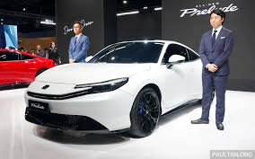 Honda Prelude 2026 ra mắt: Dùng chung khung gầm Civic Type R, động cơ hybrid 203 mã lực nhưng chỉ tiêu thụ 4,2L/100 km