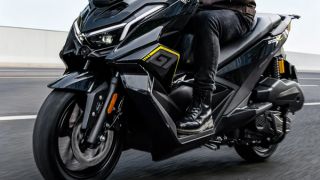 Tin xe trưa 15/6: Ra mắt ‘cơn ác mộng’ của Honda SH với giá 62 triệu đồng, trang bị át vía Air Blade