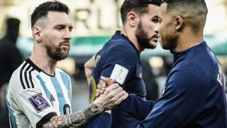 Ấn định chiến thắng cho ĐT Pháp, Kylian Mbappe chính thức vượt mặt Lionel Messi ở World Cup