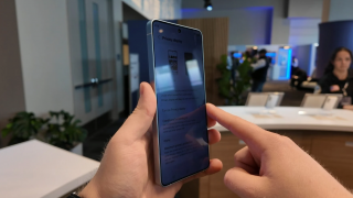 Samsung S26 Ultra sở hữu ‘độc tôn’: Màn hình chống nhìn trộm khó đối thủ nào địch lại