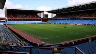 Aston Villa nhận án phạt từ UEFA, đối mặt nguy cơ cấm CĐV sân khách tại Champions League