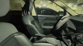 Kia Sportage 2027 lần đầu lộ nội thất: Trang bị màn hình Pleos Connect thế hệ mới, quyết 'đấu' Toyota RAV4