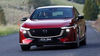 Mazda 6e 2026 nâng cấp 'khủng': Pin LFP thế hệ 2, sạc 30-80% chỉ 15 phút, công nghệ mới vượt bản châu Âu
