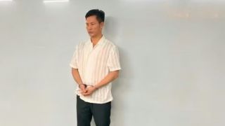 Danh tính người đàn ông vào quán karaoke ‘vui vẻ’ rồi đánh nữ nhân viên, hé lộ nguồn cơn sự việc