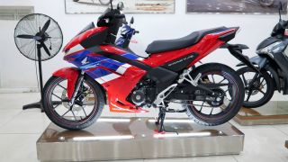 Bảng giá xe Honda Winner R 2026 tháng 7/2026: Giảm không phanh vì Yamaha Exciter 155 2026 sắp ra mắt