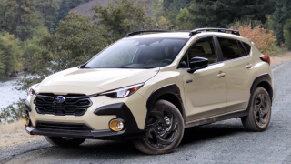 Giá xe Subaru mới nhất tháng 7/2026: Crosstrek từ 1,098 tỷ đồng, Forester khởi điểm 1,099 tỷ đồng