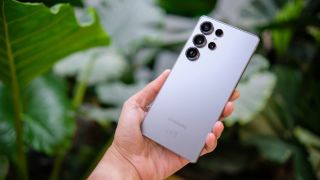 So sánh Samsung Galaxy S26 Ultra và các phiên bản Ultra khác: Có nên lên đời ngay lúc này?
