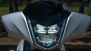 ‘Cơn ác mộng’ của Honda SH 125i ra mắt tại Việt Nam, dân tình dậy sóng vì giá mềm, trang bị xịn sò