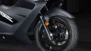 Quyết chiến Honda SH, ‘vua xe ga’ 169cc mới giá 45,8 triệu đồng rẻ hơn Air Blade mà có cả ABS và TCS, màn hình TFT