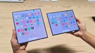 Cận cảnh Galaxy Z Fold8 Ultra: Không còn nếp gấp, pin lớn hơn, xứng danh là 'Vua gập' 2026