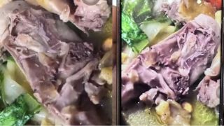 Vụ dòi bò lúc nhúc trong thịt gà ở Đắk Lắk: Chủ cơ sở nấu tiệc khai nguồn gốc, sẽ nhờ công an bảo vệ người quay clip