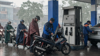 Cập nhật giá xăng dầu hôm nay 29/7: Các mặt hàng xăng dầu tăng mạnh, có loại tăng trên 2.400/lít.