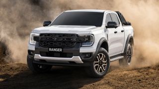 ‘Vua bán tải’ Ford Ranger phiên bản 2026 chính thức ra mắt giá 603 triệu đồng: 'Phá giá' Toyota Hilux