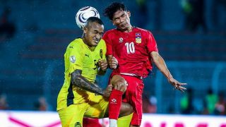 CĐV Đông Nam Á phát hiện hành động khó hiểu, thủ môn Lào bị tố bán độ ở AFF Cup 2026