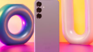 Đây là vua flagship màn lớn, pin trâu của Samsung, giá rẻ hơn iPhone 17 Pro Max tới 16 triệu