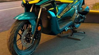 ‘Vua xe ga’ 175cc mới chính thức ra mắt giá 60 triệu đồng: Có màn TFT 7 inch 'khủng', xé vé Honda SH