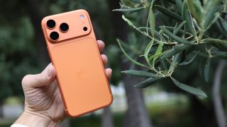 Cận kề ra mắt iPhone 18, iPhone 17 Pro Max giảm về mức thấp nhất lịch sử