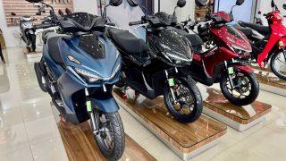 Bảng giá xe Honda Air Blade 2026 tháng 8/2026: Rẻ không tưởng, đại lý giảm giá quyết đấu xe máy điện