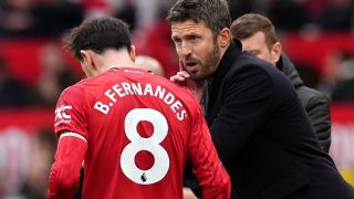 3 ông lớn châu Âu đua tranh, Bruno Fernandes đếm ngược ngày rời Man United
