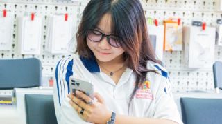FASTCARE: Khi nào cần thay pin, kiểm tra màn hình trước năm học mới?