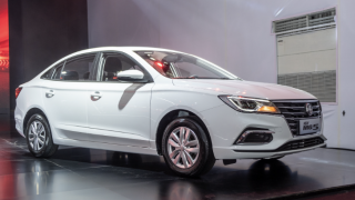 Giá xe MG tháng 8/2026: MG5 từ 399 triệu, MG ZS khởi điểm 518 triệu đồng