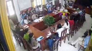 Lãnh đạo phường ở Ninh Bình thông tin nóng vụ nữ hiệu trưởng đập bàn, ném cốc