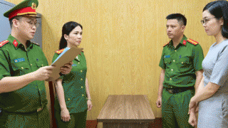 Gửi 6,5 tỷ cho Phó Giám đốc ngân hàng, 2 phụ nữ nhận về sổ tiết kiệm giả: Thủ đoạn chiếm đoạt tiền